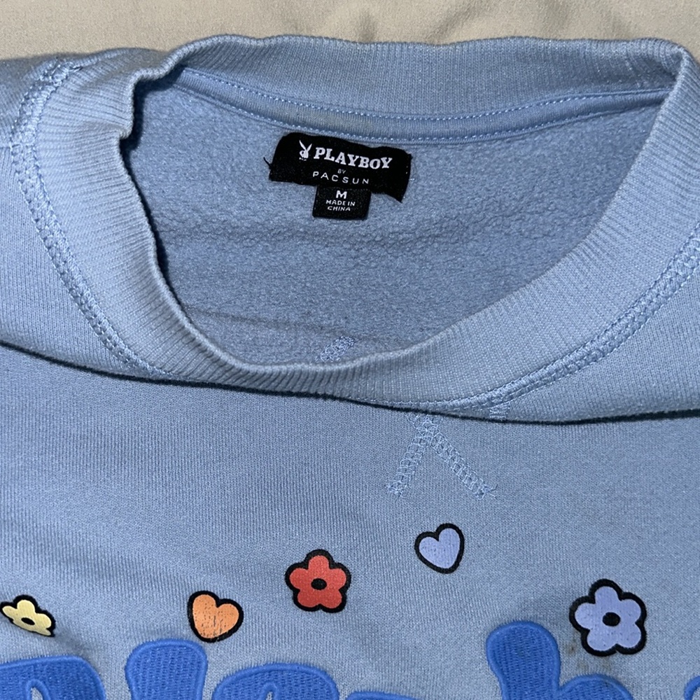 PLAYBOY PULLOVER 🥶💙 - Picture 2 of 3